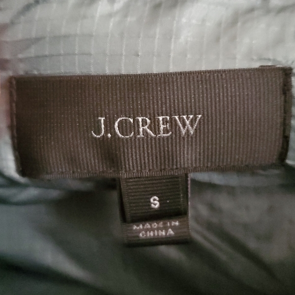 J. Crew Green Shiney Puffer Down Vest - Picture 3 of 8